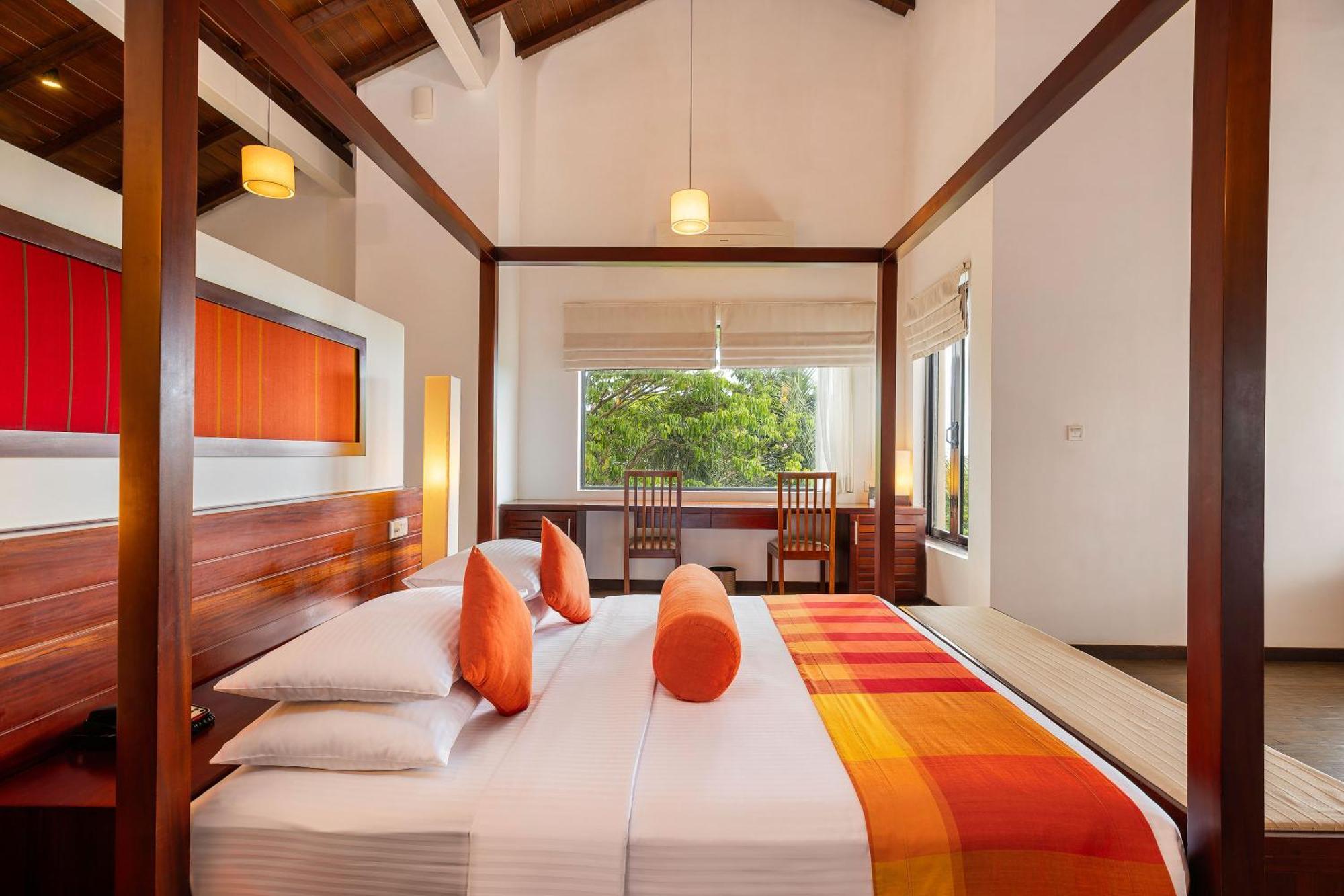 The Calm Resort & Spa Passikudah Exterior photo