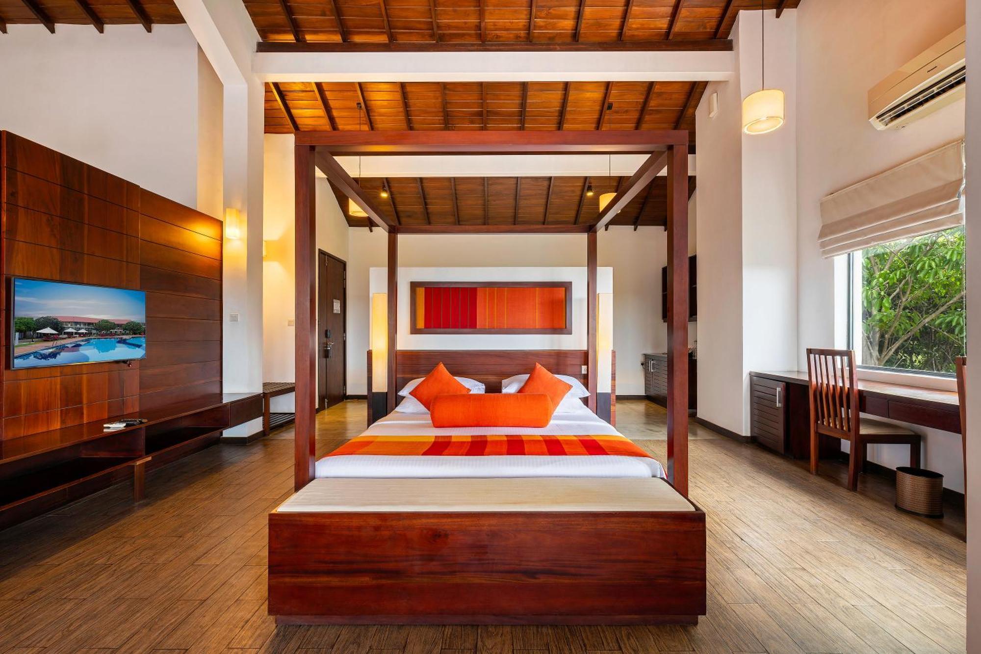 The Calm Resort & Spa Passikudah Room photo